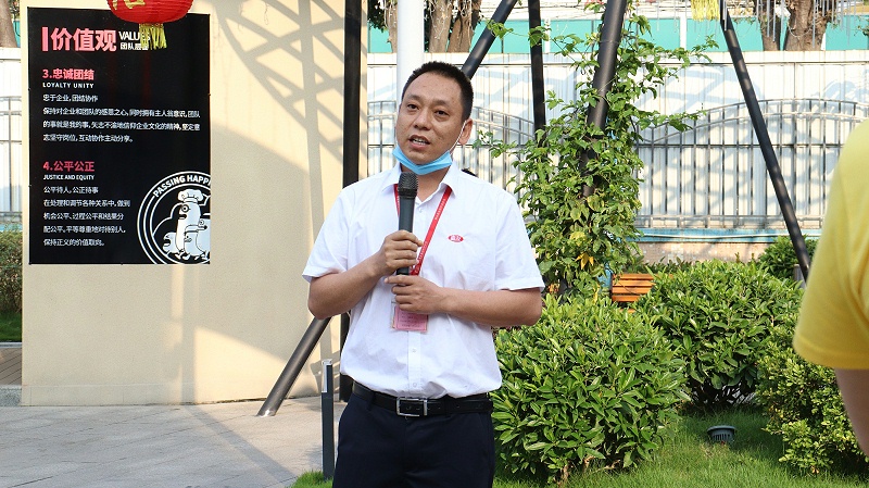 “我为嘉人献爱心活动”J9九游会AG真人官网为困难嘉人举行爱心募捐活动 (2)