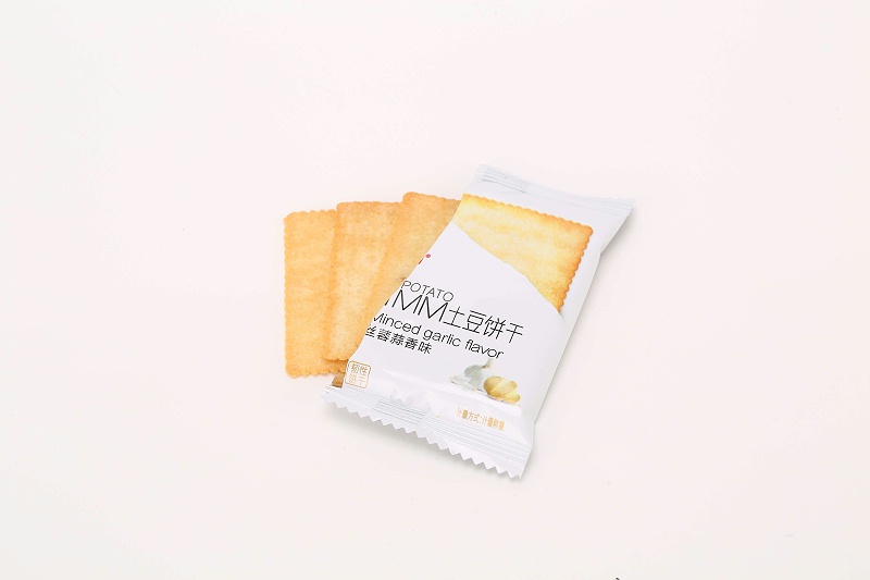 一片一片停不下来的土豆小饼干！薄、香、脆让人流连忘返